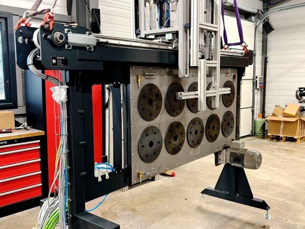 Machine spéciale de contrôle à plateaux rotatifs